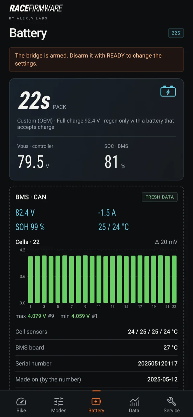 The Battery screen: a 22s pack, voltage, charge and cells from the BMS